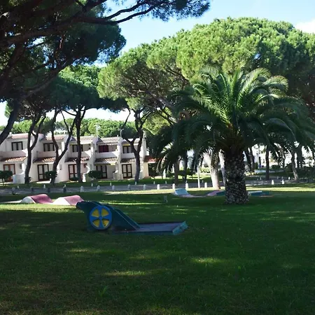 Comfortable In With Shared Pool Apartamento