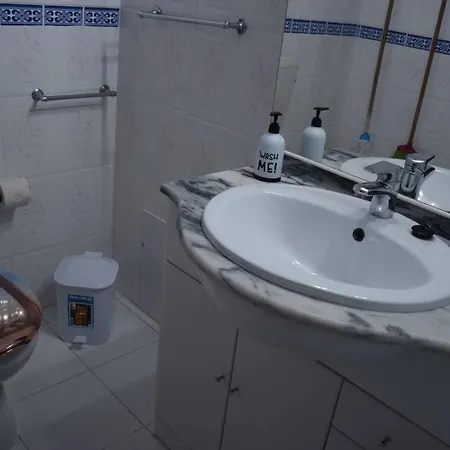 Comfortable In With Shared Pool Appartement Albufeira